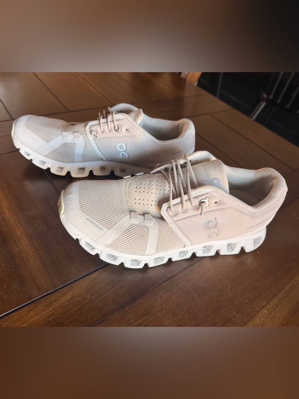 On Cloud 5 Women’s Sneakers White Size 7.5